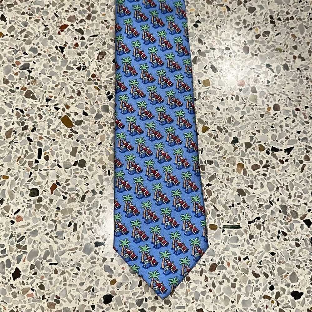 Vineyard Vines Palm tree Santa neck tie holiday Christmas blue red green